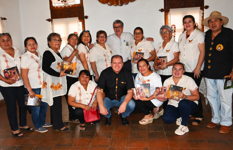 CEPAD Presenta material de promoción en San Ignacio de Velasco