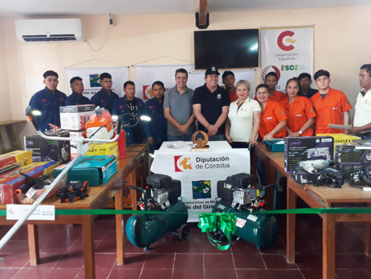 CEPAD dona equipamiento a la Escuela Taller de la Chiquitania