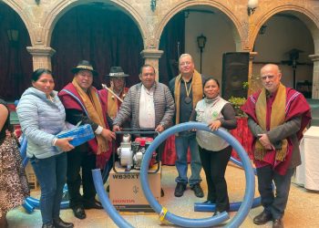La Paz avanza en resiliencia climática con la dotación de motobombas a 12 municipios