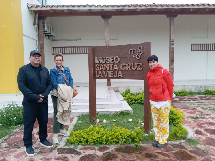 Autoridades españolas visitan el Museo Santa Cruz la Vieja y la Ruta Histórica Fundación de Santa Cruz de la Sierra