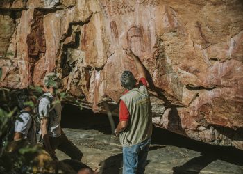 Profesores de secundaria de Roboré se capacitan en arte rupestre y educación patrimonial