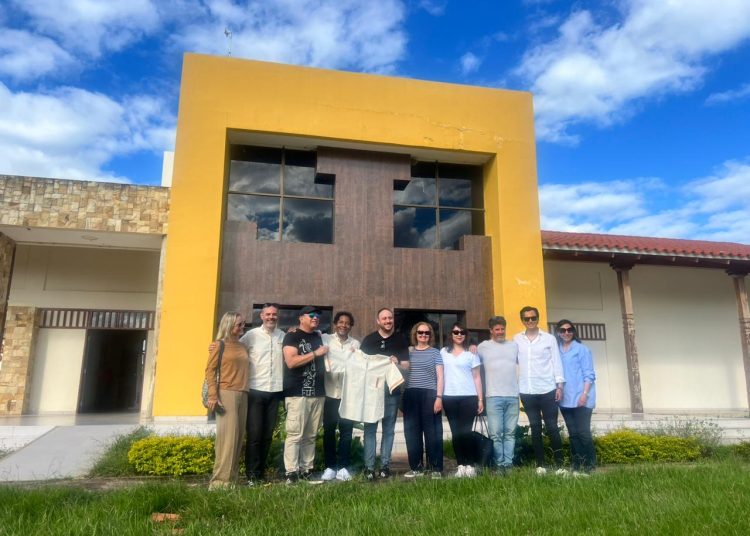 Museo Santa Cruz la Vieja recibe la visita de la Orquesta de Extremadura durante el Festival Internacional «Misiones de Chiquitos»