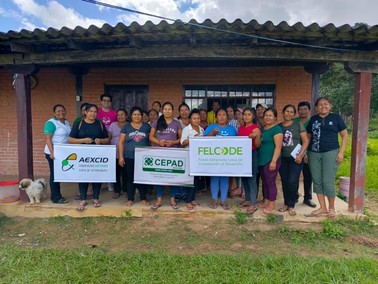 Emprendedoras de El Carmen fortalecen sus capacidades para determinar el valor real de sus productos artesanales y gastronómicos