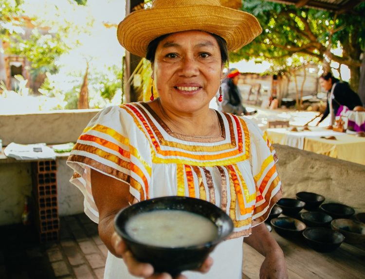 Santa Rita se capacita en buenas prácticas en gastronomía para fortalecer la calidad de servicio