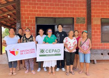 Artesanas y productores de medicina natural de Santiago de Chiquitos mejoran la gestión de sus emprendimientos
